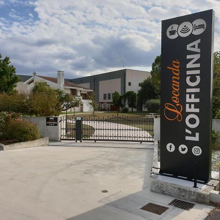 Locanda L'Officina Hotell Ceggia Exteriör bild